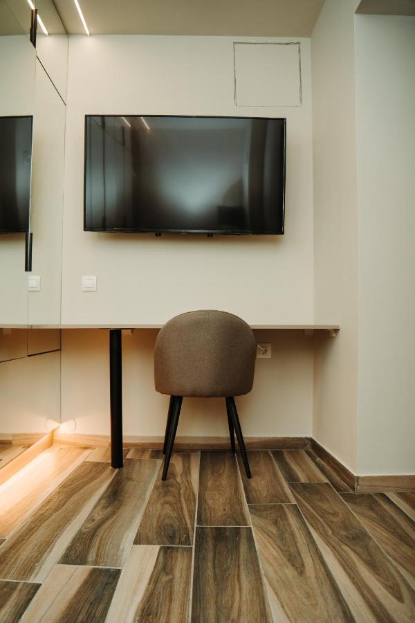 Blackhaus Family And Friends Deluxe Apartment Thessaloniki Exterior photo
